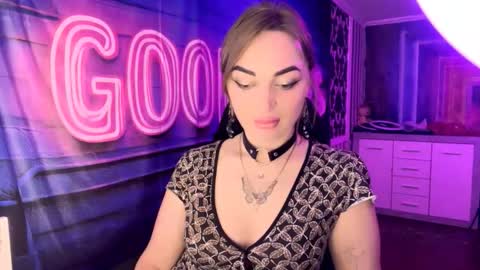 Snapshot of velvettouch4444 chatting on 19, 2, 2026 MERYEM online show from 19, 2, 2026