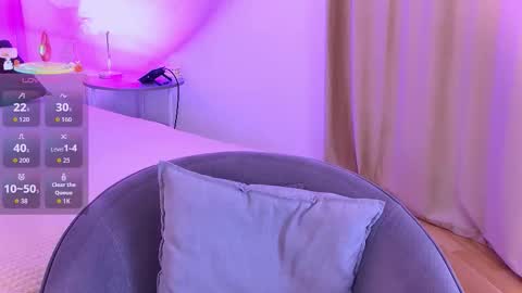 Snapshot of velvetvixencute chatting on 22, 10, 2025 velvetvixencute online show from 22, 10, 2025