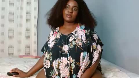 velvetychocolate1 online show from 5, 2, 2026