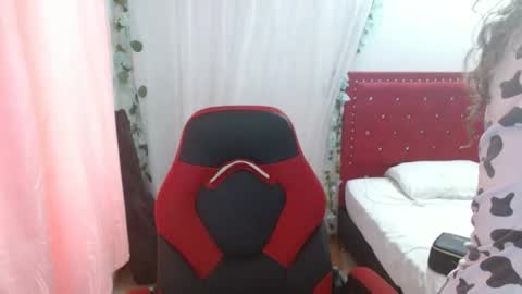 venecasexy44 online show from 11, 11, 2025