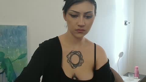 Snapshot of venera_goddess chatting on 8, 10, 2025 Naly online show from 8, 10, 2025