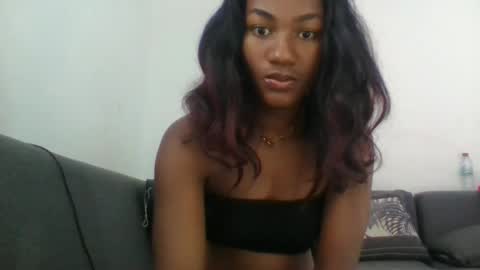 Snapshot of venerandeee chatting on 18, 9, 2025 venerandeee online show from 18, 9, 2025