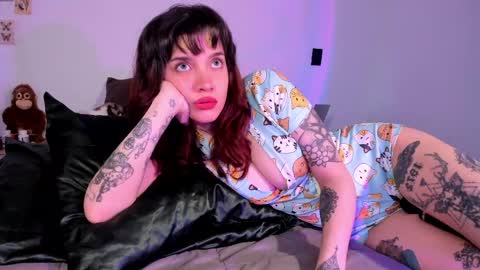 Lanna   online show from 10, 5, 2026
