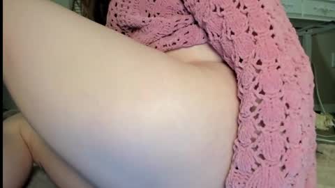 Snapshot of venicebtchh chatting on 27, 4, 2026 Harley instahailharleyy online show from 27, 4, 2026
