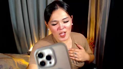 I am Colly Your mystery girl online show from 14, 5, 2026