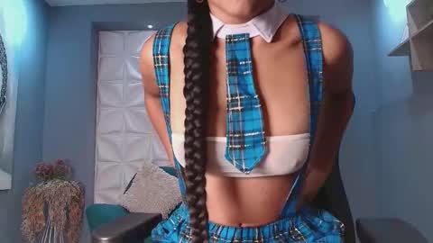 Venus Blazer  online show from 26, 9, 2025