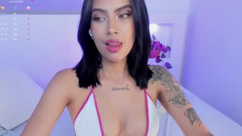 Venus Evans online show from 26, 2, 2025