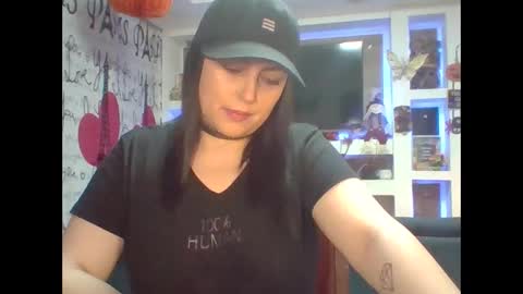 Snapshot of venusina07 chatting on 20, 10, 2025 VENUSINA07 online show from 20, 10, 2025