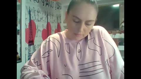 Snapshot of venusina07 chatting on 25, 10, 2025 VENUSINA07 online show from 25, 10, 2025