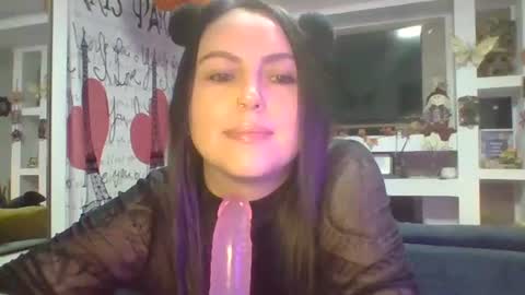 Snapshot of venusina07 chatting on 30, 10, 2025 VENUSINA07 online show from 30, 10, 2025