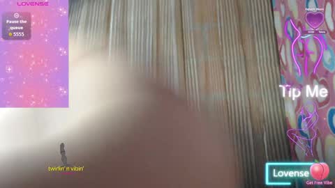 venuslovelatina online show from 6, 4, 2026