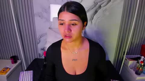 Venusowen  online show from 11, 5, 2026