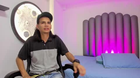 venuss09 online show from 8, 11, 2025