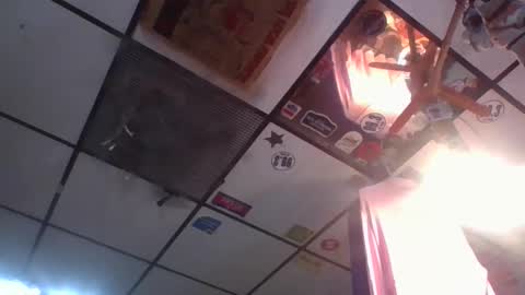 venusyserena3000 online show from 18, 1, 2026