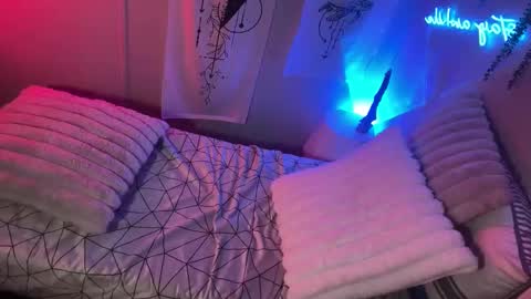 Snapshot of vera_quinn chatting on 10, 10, 2025 Vera Quinn online show from 10, 10, 2025