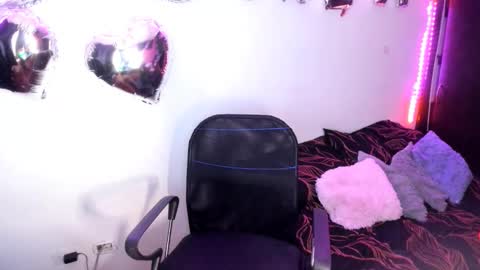 Snapshot of vero_jhonson chatting on 23, 2, 2025 karolina online show from 23, 2, 2025