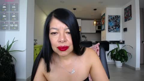 Snapshot of vero_milf chatting on 5, 4, 2026 vero_milf online show from 5, 4, 2026