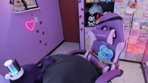     online show from 7, 10, 2025