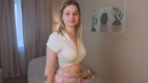 Veronica online show from 7, 10, 2025