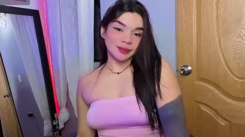 Snapshot of veronica_118 chatting on 22, 5, 2026 veronica_118 online show from 22, 5, 2026