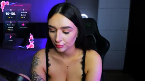 Veronica online show from 9, 11, 2025