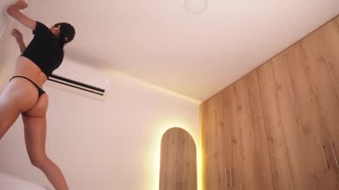 Veronica online show from 13, 12, 2025