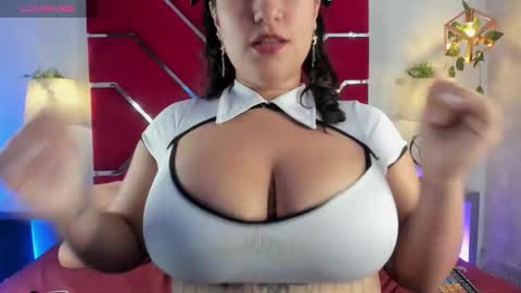 Veronica Olson online show from 14, 11, 2025