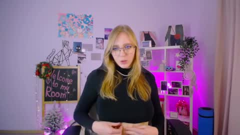Snapshot of veronicaandersen chatting on 7, 2, 2025 VERONICA online show from 7, 2, 2025
