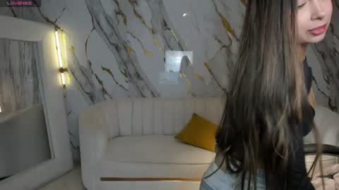 Snapshot of veronicablue1 chatting on 21, 6, 2026 Vero online show from 21, 6, 2026