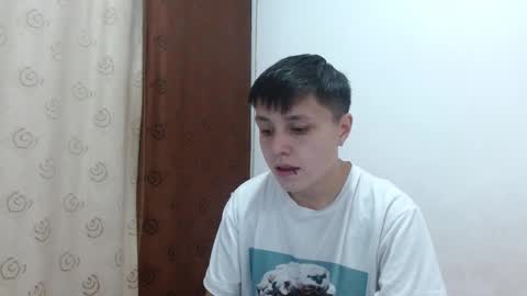 Snapshot of veronicaelite16 chatting on 8, 3, 2025 Veronica Clark online show from 8, 3, 2025