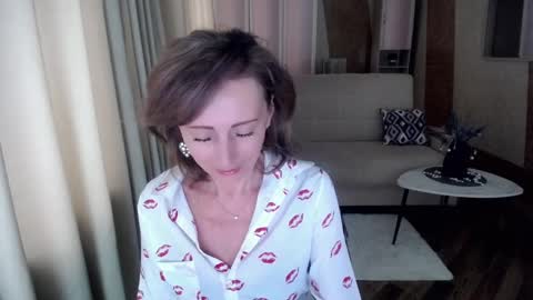 Helen online show from 14, 2, 2025