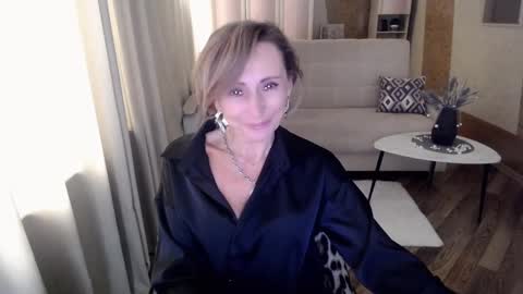 Helen online show from 28, 2, 2025