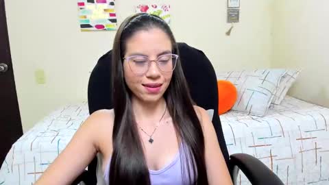 Snapshot of veronicamiller22 chatting on 16, 9, 2025 Veronica Miller online show from 16, 9, 2025