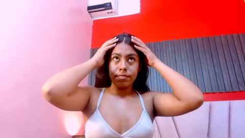 Veronica Robles online show from 10, 6, 2026
