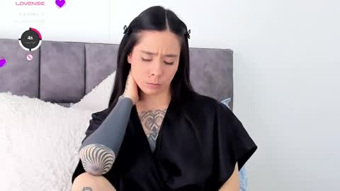 VeronicaTonu online show from 23, 2, 2025