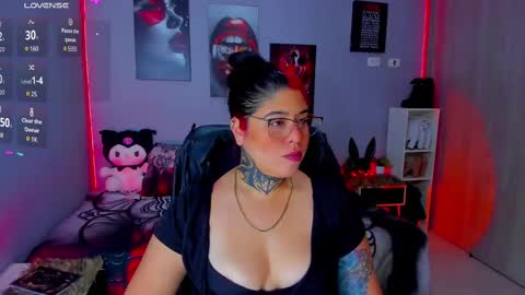 Snapshot of veronika_metalstar chatting on 14, 10, 2025 Miss Veronika online show from 14, 10, 2025