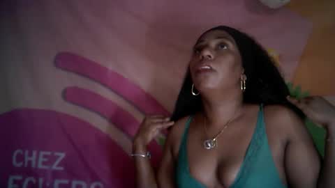 verronique1511 online show from 10, 9, 2025