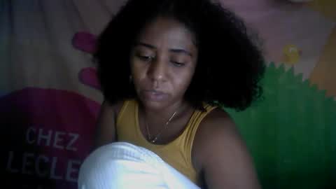 verronique1511 online show from 12, 9, 2025