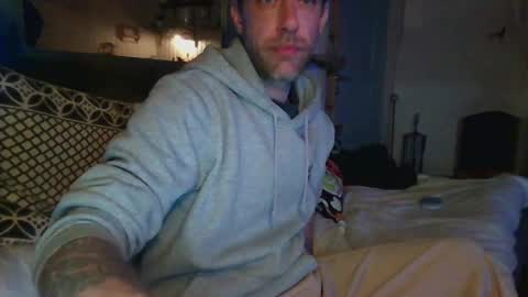 Snapshot of versatilexswede chatting on 1, 5, 2026 John online show from 1, 5, 2026