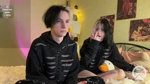 veryraretwins online show from 12, 3, 2025