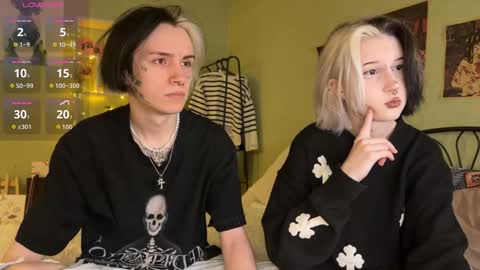 veryraretwins online show from 9, 10, 2025