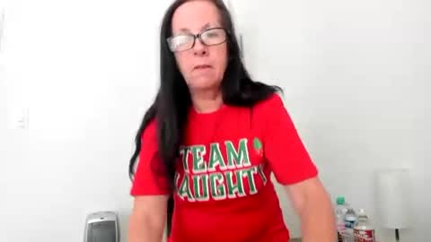 Snapshot of verysassypeachgoddess chatting on 28, 11, 2025 verysassypeachgoddess online show from 28, 11, 2025