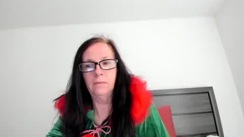 Snapshot of verysassypeachgoddess chatting on 21, 12, 2025 verysassypeachgoddess online show from 21, 12, 2025