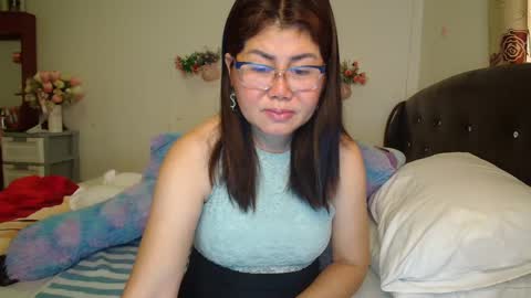 verysexythia online show from 10, 1, 2025