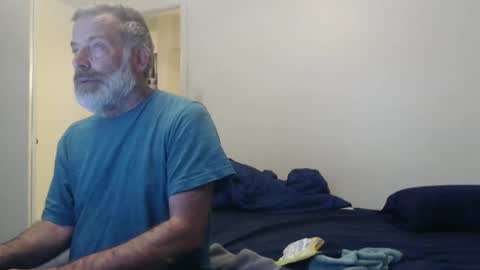 hairy man online show from 26, 2, 2025