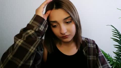 Snapshot of veryveryshygirl chatting on 21, 4, 2026 Ana online show from 21, 4, 2026