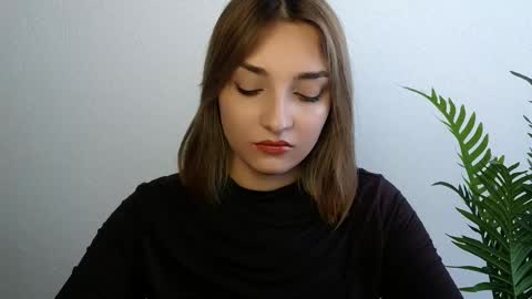 Snapshot of veryveryshygirl chatting on 19, 5, 2026 Ana online show from 19, 5, 2026