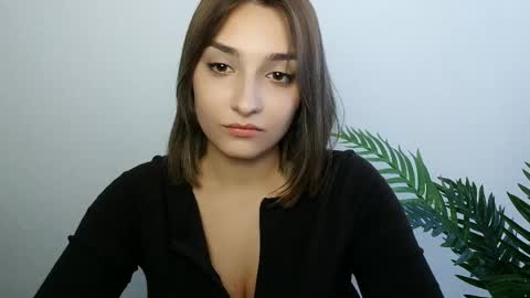 Snapshot of veryveryshygirl chatting on 29, 5, 2026 Ana online show from 29, 5, 2026