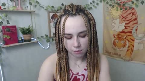 veryveryvery_shy online show from 4, 5, 2026