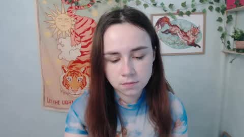 veryveryvery_shy online show from 15, 5, 2026